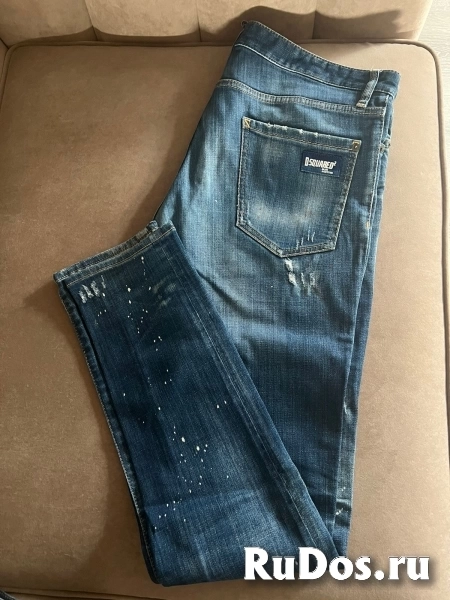 Джинсы брендовые фото