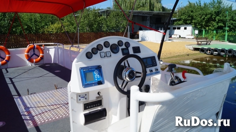 Моторный катамаран TIGARBO фото