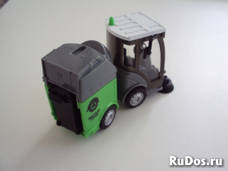 Вакуумно-уборочная машина "Технопарк" изображение 4