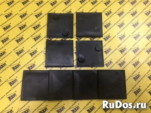 Направляющая задних стабилизаторов Terex 3518965M1 изображение 3