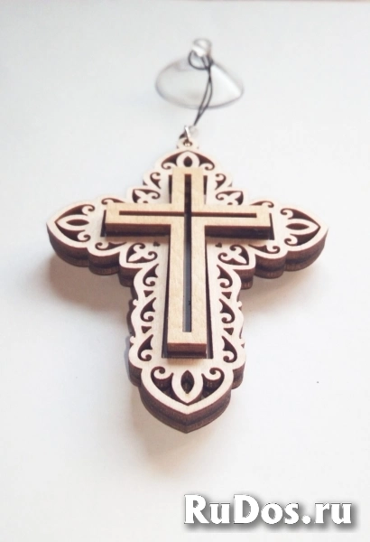 Крест на присоске в машину изображение 4