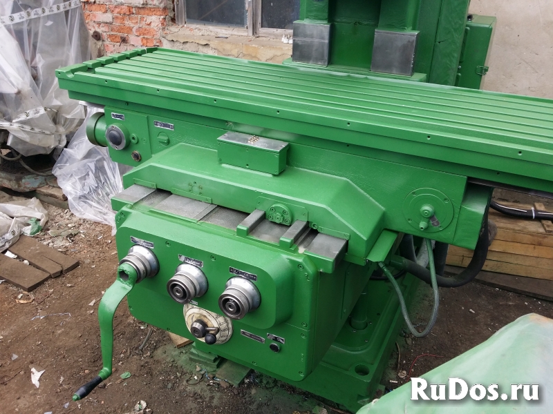 Продам вертикальный консольно-фрезерный станок FSS 400 Влад-ок изображение 3
