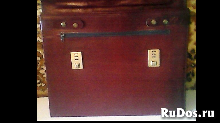 Портфель Genuine Leather.Италия фотка