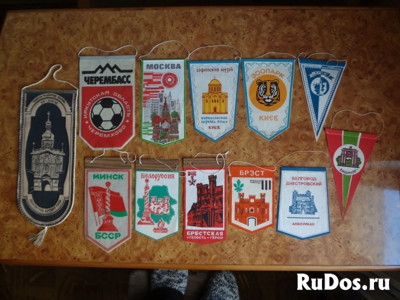 Вымпелы и флаги СССР и ГДР фото