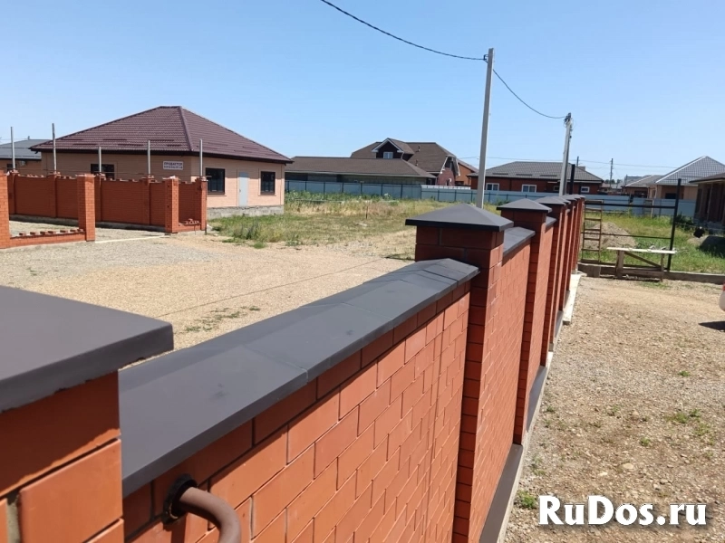 Бетонные колпаки на забор изображение 3