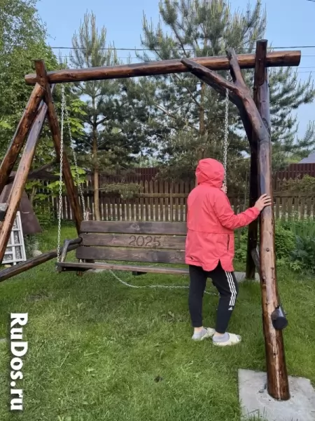 Деревянные садовые качели из массива сосны фотка