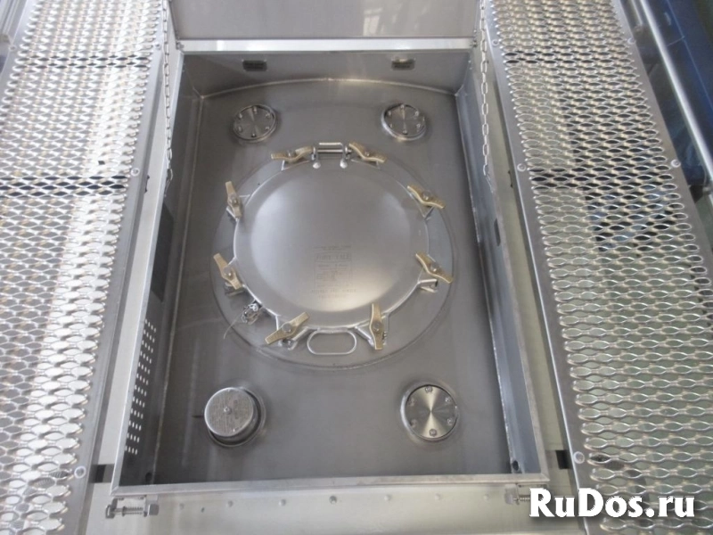 Танк-контейнер тип Т11 объём 24м3 для перевозки жидких удобрений, новый. изображение 4