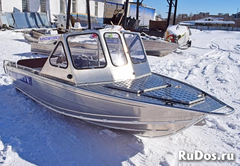 Купить лодку (катер) Wyatboat-460 DCM про фотка