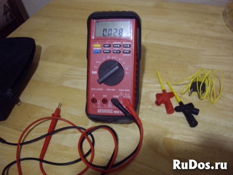Цифровой мультиметр  BENNING MM 11 - Германия. фото