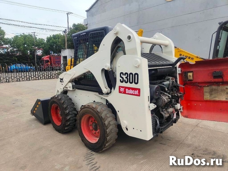 Минипогрузчик Bobcat S 300, 2021 г., 1960 м/ч, импорт фотка