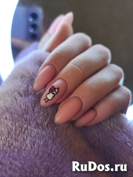 Маникюр и педикюр изображение 3