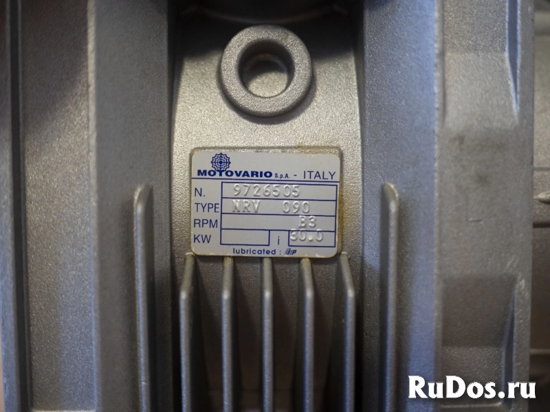 Редуктор Motovario NRV 090 Италия новый изображение 4