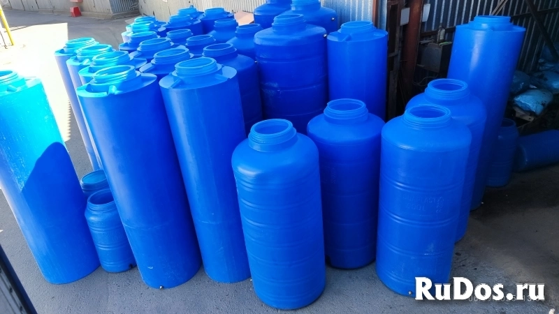 Емкость для воды пластиковая фото