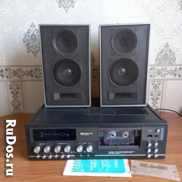 Стерео приставкаМаяк-233+2колонки 10 ас. фотка