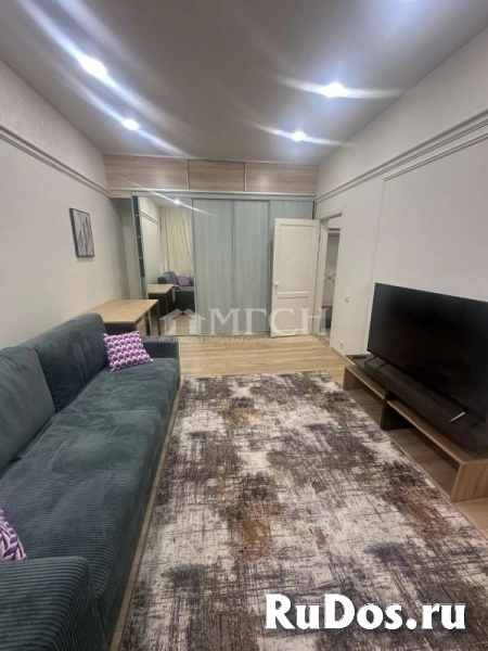 Продам 2 комнатную квартиру 55.5 м2 фотка