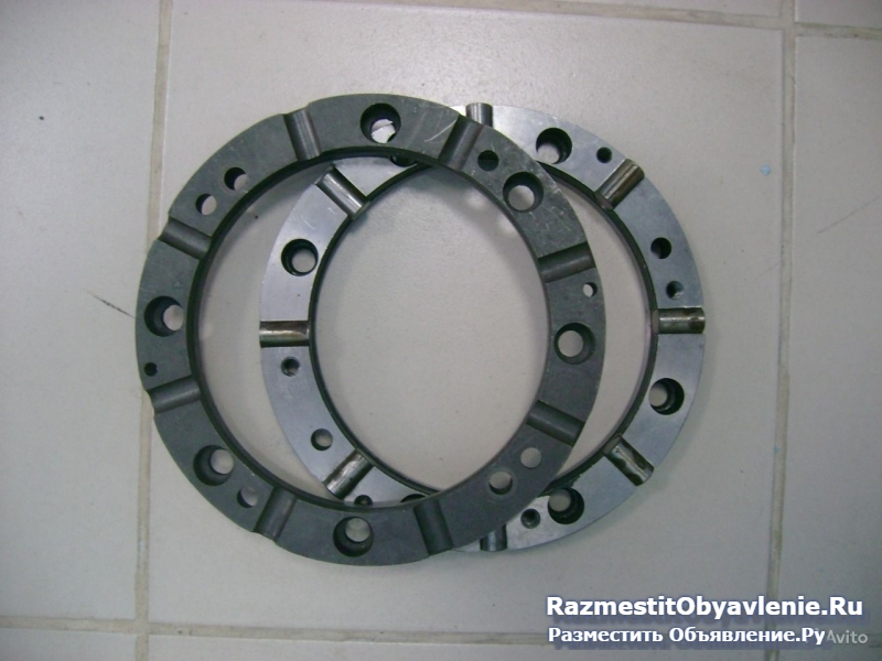 Запчасти к револьверным головкам . фото