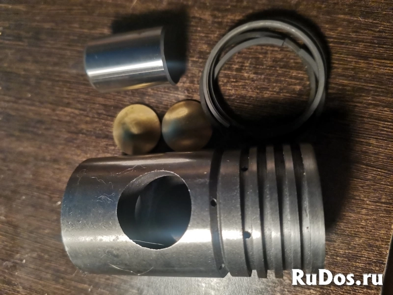 На компрессор С415М С416М ГСВ поршень ЦВД ремонтный и другое фотка