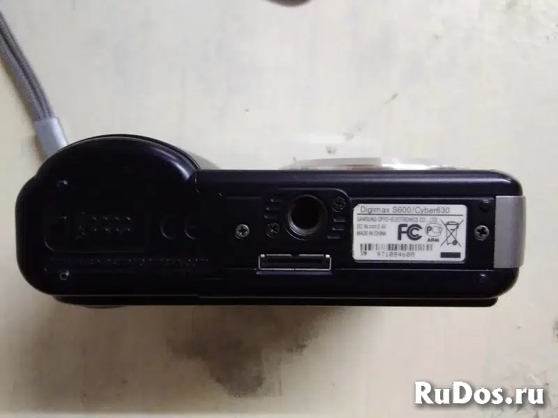 Цифровой фотоаппарат SAMSUNG Digimax S600 изображение 3