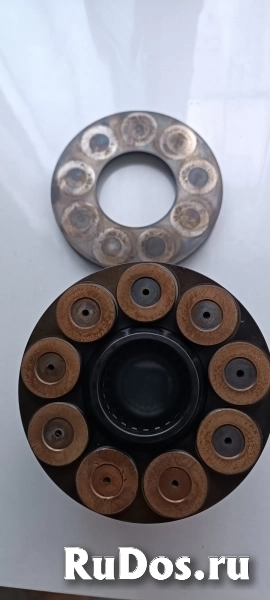 Гидромотор поворота Hitachi 9182929 фотка