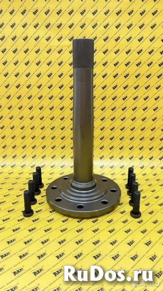 Полуось заднего моста OEM CASE NEW HOLLAND 86511646 фотка