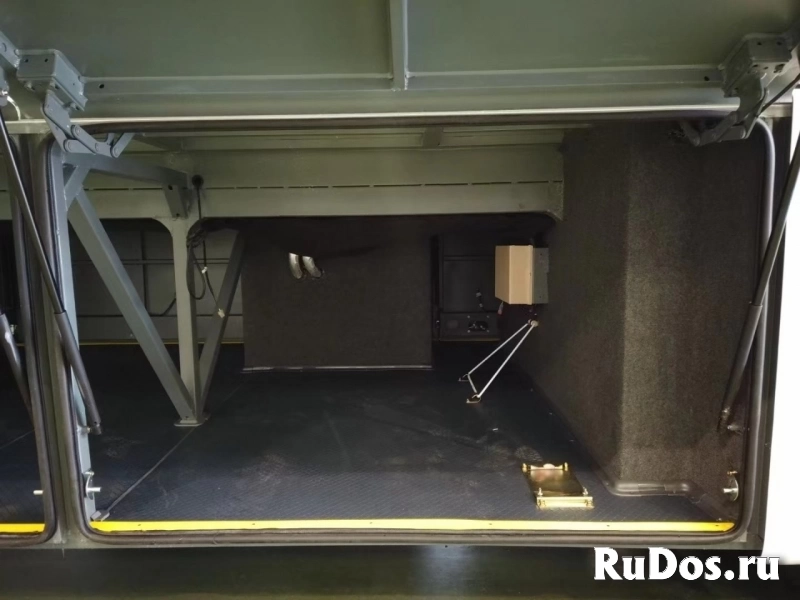 Туристический автобус Golden Dragon XML6122J TRIUMPH изображение 7