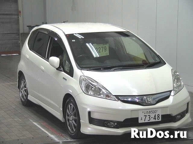 Хэтчбек гибрид Honda Fit Hybrid кузов GP4 модификация Hybrid RS Fine Style фото