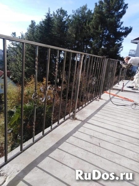 Сварщик Услуги сварщика Сварочные работы в Сочи в Адлере фото