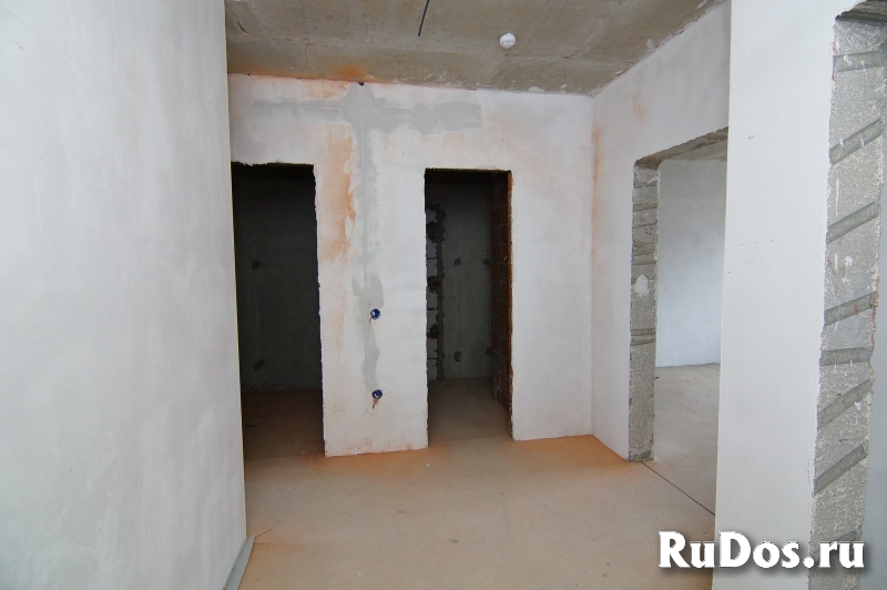 Жизнь на высоте: двухкомнатная квартира для большой семьи изображение 5