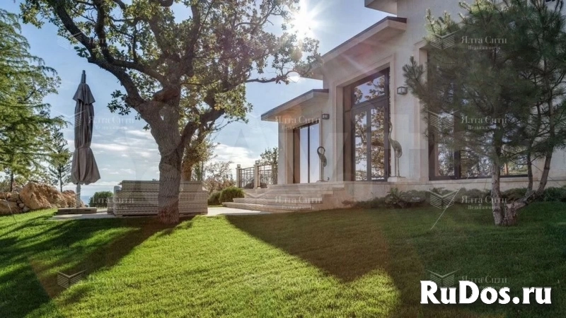 Продам коттедж 3270 м2 фото