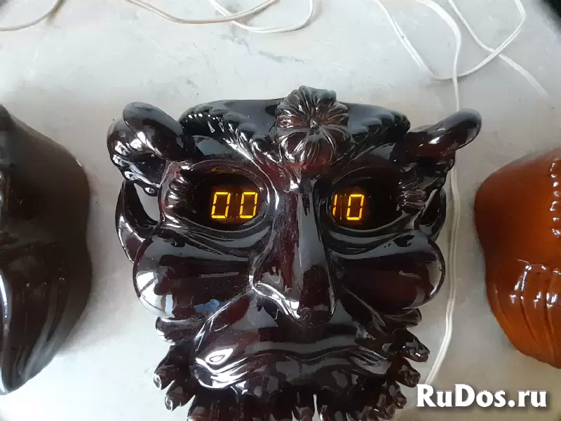 Часы электронные цифровые изображение 3