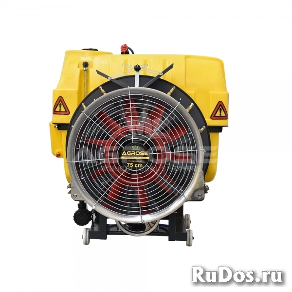 Навесной садовый опрыскиватель с вентилятором 75см-600л- фотка