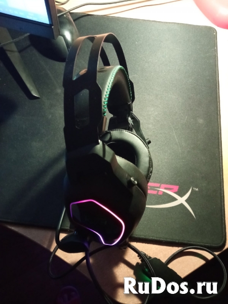Игровые наушники фотка