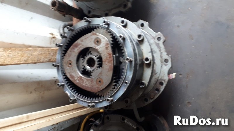 редуктор поворота без гидромотора hitachi zx 330-1 фото