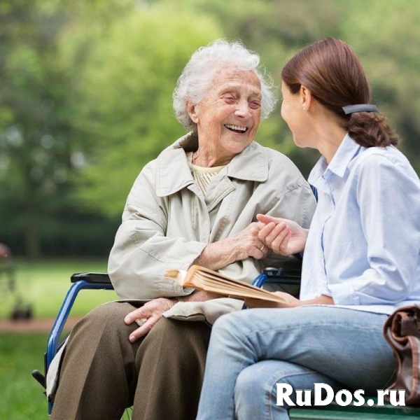 Требуется: Сиделка , метро Тропарево. фото