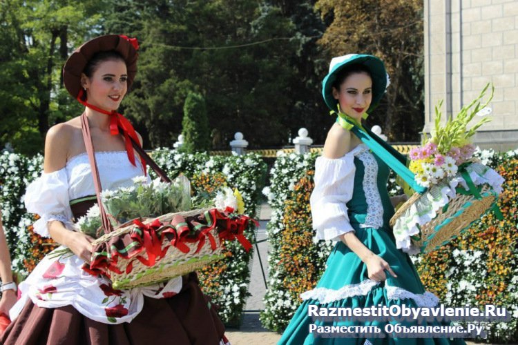 Клубная анимация, ангелы на встречу гостей фотка