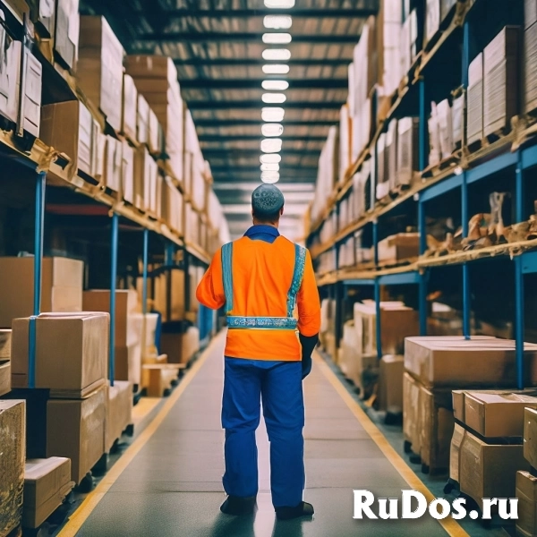 Кладовщик (инвентаризация склада) фото