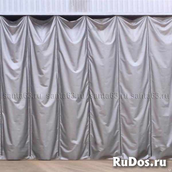 Шторы-завесы из брезента и ПВХ в гараж, на склад фото