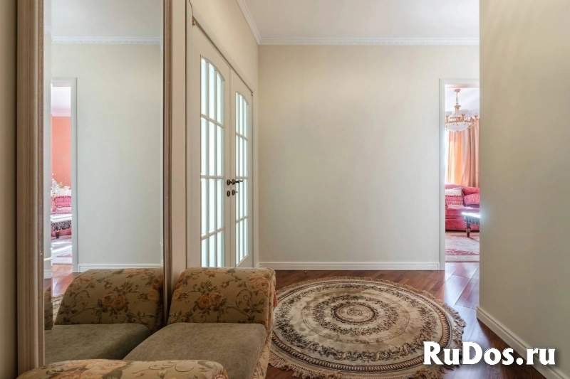 Сдам 2 комнатную квартиру 94 м2 изображение 9