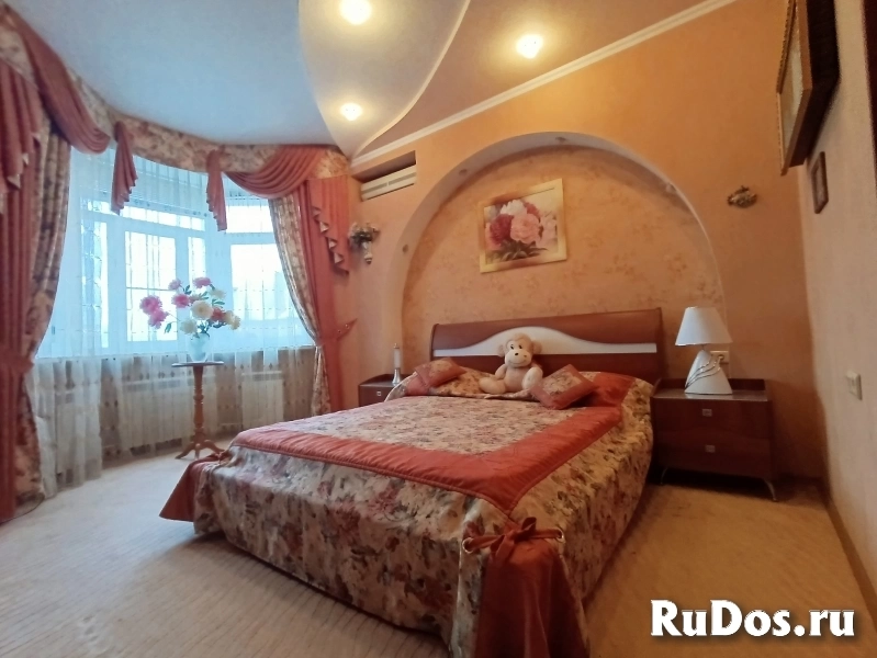 Роскошный дом с 5ю спальнями, бассейном, сауной изображение 9