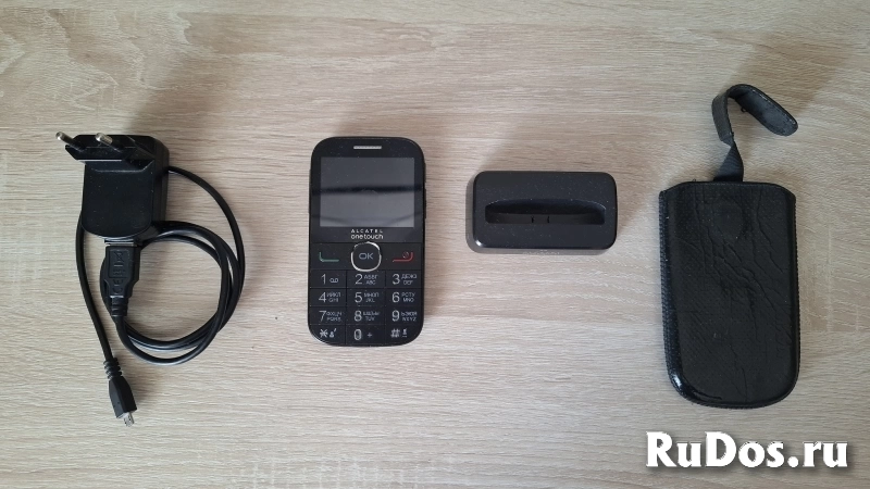 Телефон Alcatel OT-2004C фото