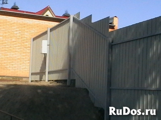 Монтаж заборов любой сложности из различных материалов. изображение 10