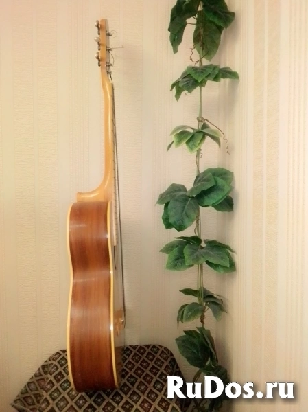 Гитара шестиструнная классическая СССР. изображение 3