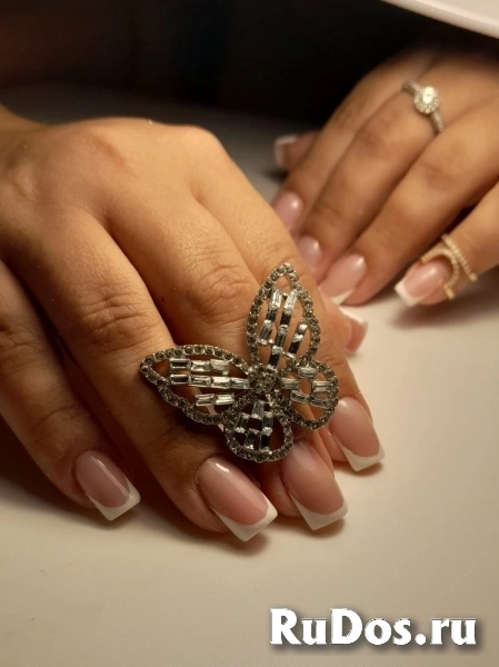 Нарашивание ногтей на дому изображение 3