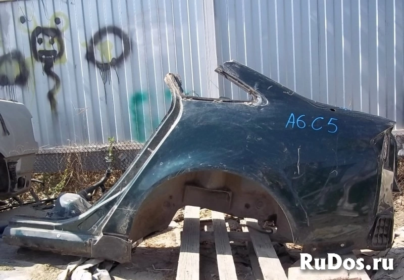 Автозапчасти и аксессуары фото