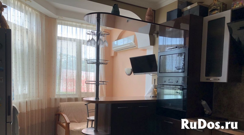 Продаю квартиру с ремонтом, ул Пластунская 96 изображение 9