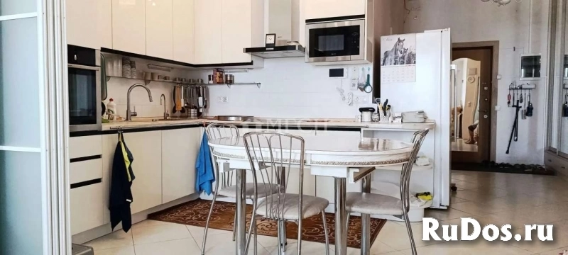 Продам 2 комнатную квартиру 61.45 м2 изображение 4