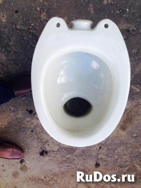 Унитаз напольный с полочкой фото