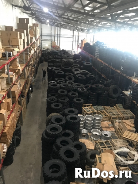 От прямого поставщика продажа шин для спецтехники фотка