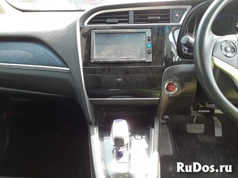 Универсал гибрид Honda Shuttle Hybrid кузов GP8 модификация Hybrid гв 2017 4wd изображение 9