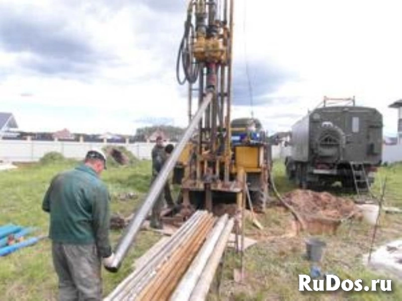 Бурение скважин на воду профессионально быстро изображение 4